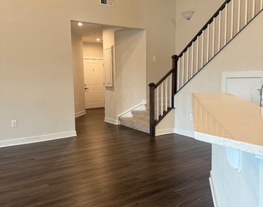 10010 Ruffian Way - Photo Thumbnail 22