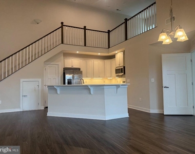 10010 Ruffian Way - Photo Thumbnail 24