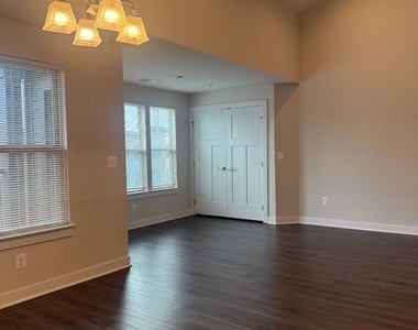 10010 Ruffian Way - Photo Thumbnail 25