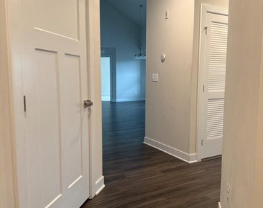 10010 Ruffian Way - Photo Thumbnail 15