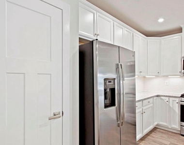 10010 Ruffian Way - Photo Thumbnail 16
