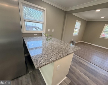 8 S Reed Street - Photo Thumbnail 4