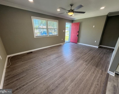 8 S Reed Street - Photo Thumbnail 2