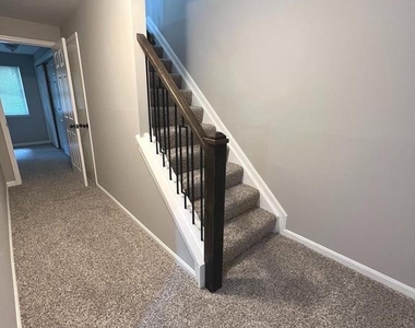 1679 Colonial Way - Photo Thumbnail 26