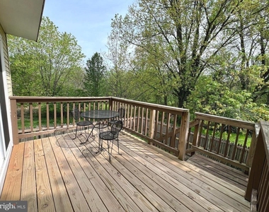 1679 Colonial Way - Photo Thumbnail 27