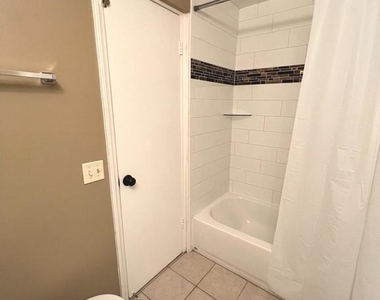 1679 Colonial Way - Photo Thumbnail 22