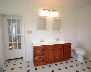 12108 Auburn Road - Photo Thumbnail 15