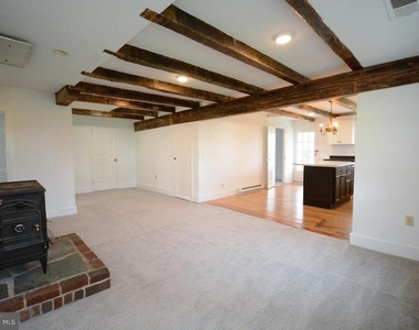 12108 Auburn Road - Photo Thumbnail 5