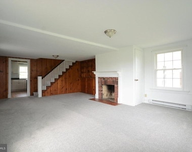 12108 Auburn Road - Photo Thumbnail 9