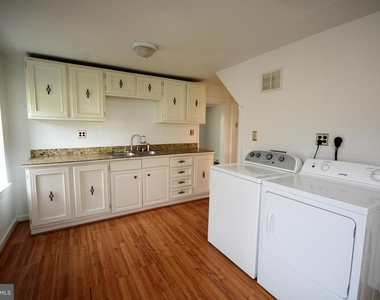 12108 Auburn Road - Photo Thumbnail 7