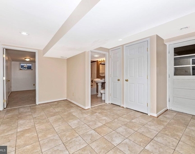 7927 Old Seventh Street - Photo Thumbnail 14