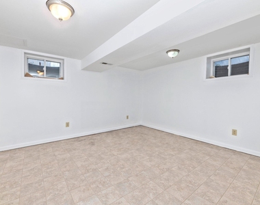 7927 Old Seventh Street - Photo Thumbnail 16