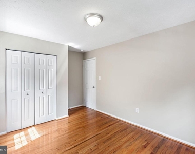 2324 Kent Court - Photo Thumbnail 23