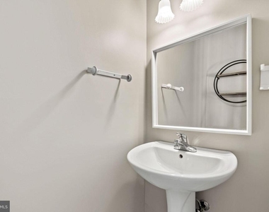2324 Kent Court - Photo Thumbnail 14