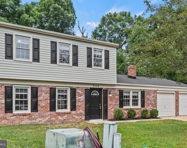 2324 Kent Court - Photo Thumbnail 3