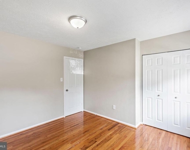 2324 Kent Court - Photo Thumbnail 21