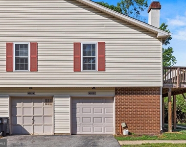 4503 Ruston Place - Photo Thumbnail 2