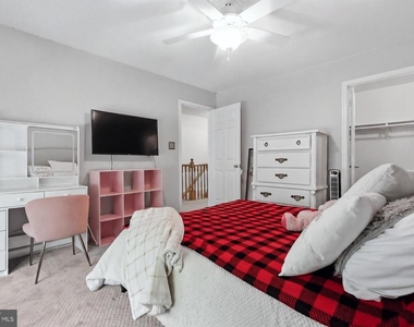 900 Hickory Circle - Photo Thumbnail 35