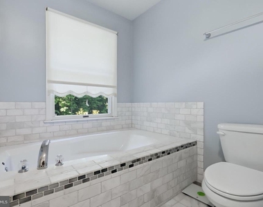 900 Hickory Circle - Photo Thumbnail 22
