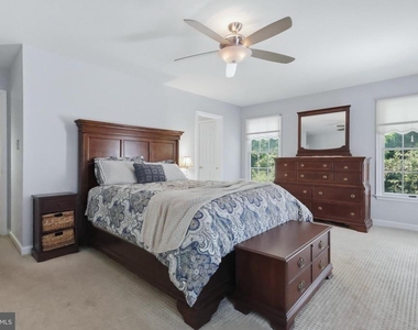 900 Hickory Circle - Photo Thumbnail 16