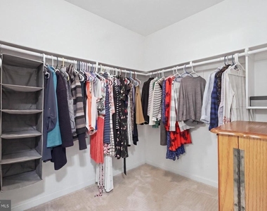 900 Hickory Circle - Photo Thumbnail 20