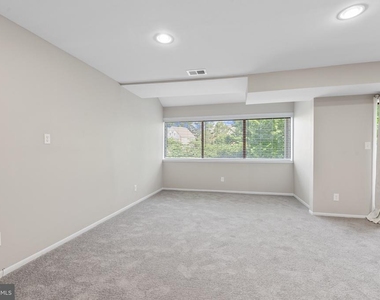 8018 Valley Manor Road - Photo Thumbnail 26