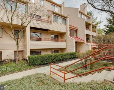 8018 Valley Manor Road - Photo Thumbnail 2