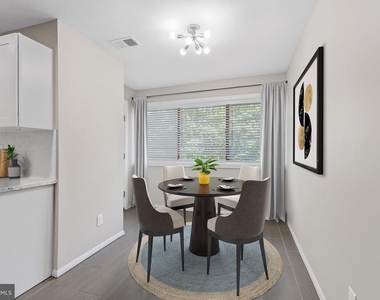 8018 Valley Manor Road - Photo Thumbnail 9