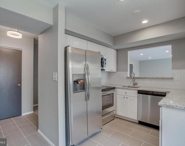 8018 Valley Manor Road - Photo Thumbnail 7