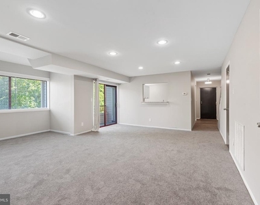 8018 Valley Manor Road - Photo Thumbnail 22