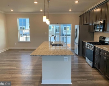 7881 Barrensdale Road - Photo Thumbnail 8