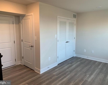 7881 Barrensdale Road - Photo Thumbnail 3