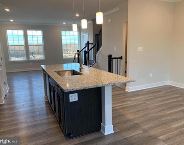 7881 Barrensdale Road - Photo Thumbnail 20