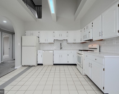 1727 Magnolia Avenue - Photo Thumbnail 17
