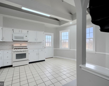 1727 Magnolia Avenue - Photo Thumbnail 14