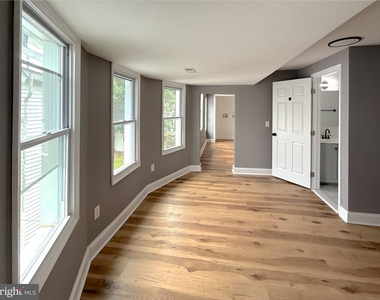 3703 6th Street - Photo Thumbnail 15