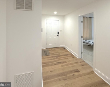 3703 6th Street - Photo Thumbnail 1