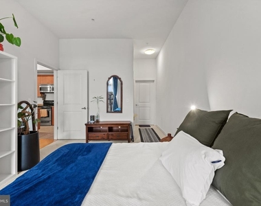 1209 N Charles Street - Photo Thumbnail 24