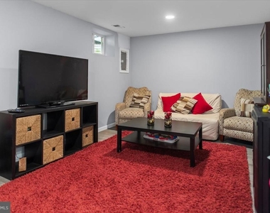 1754 Castleford Square - Photo Thumbnail 8