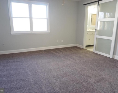295 Overleaf Court - Photo Thumbnail 6
