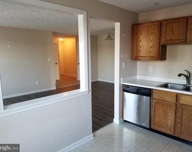 696 Winding Stream Way - Photo Thumbnail 8