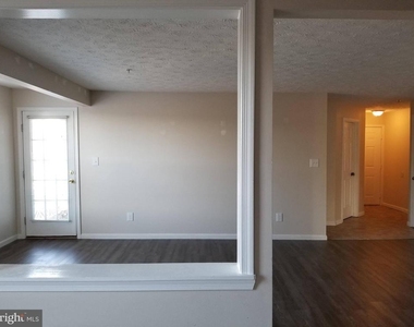 696 Winding Stream Way - Photo Thumbnail 9