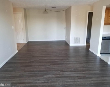 696 Winding Stream Way - Photo Thumbnail 11