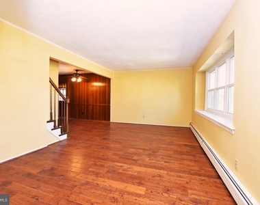 53 O'daniel Avenue - Photo Thumbnail 2