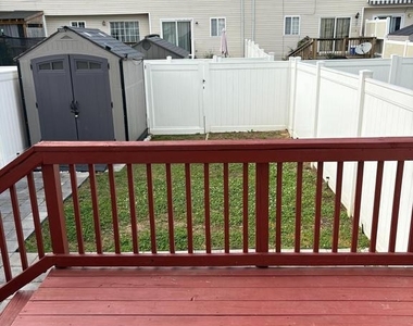 384 Braddock Road - Photo Thumbnail 15