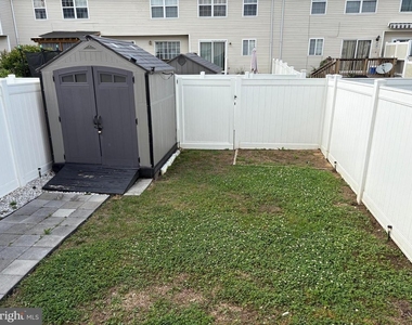 384 Braddock Road - Photo Thumbnail 16