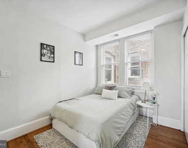 1511 22nd Street Nw - Photo Thumbnail 9