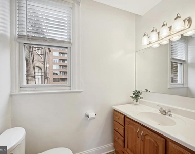 1511 22nd Street Nw - Photo Thumbnail 10