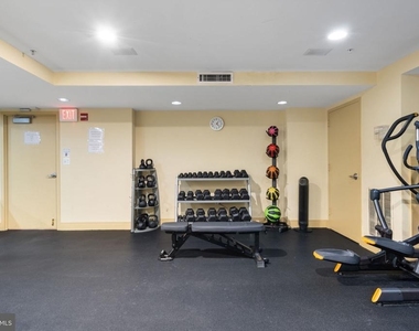 915 E Street Nw - Photo Thumbnail 21