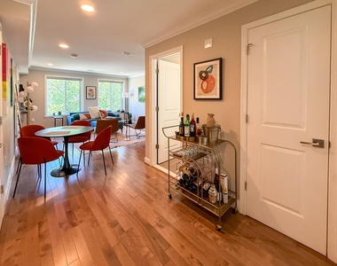 1601 North Carolina Avenue Ne - Photo Thumbnail 7